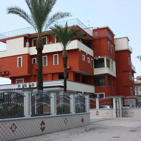Hotel Il Giardino Degli Aranci Нола Екстериор снимка
