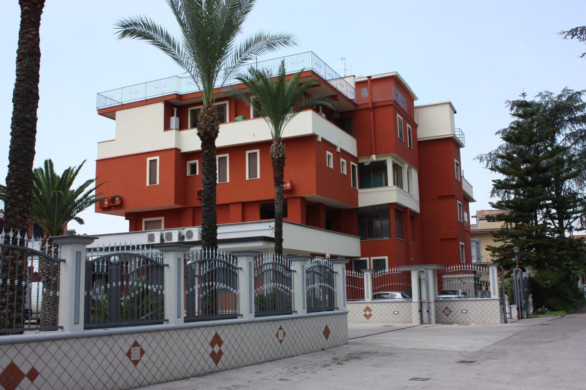 Hotel Il Giardino Degli Aranci Нола Екстериор снимка