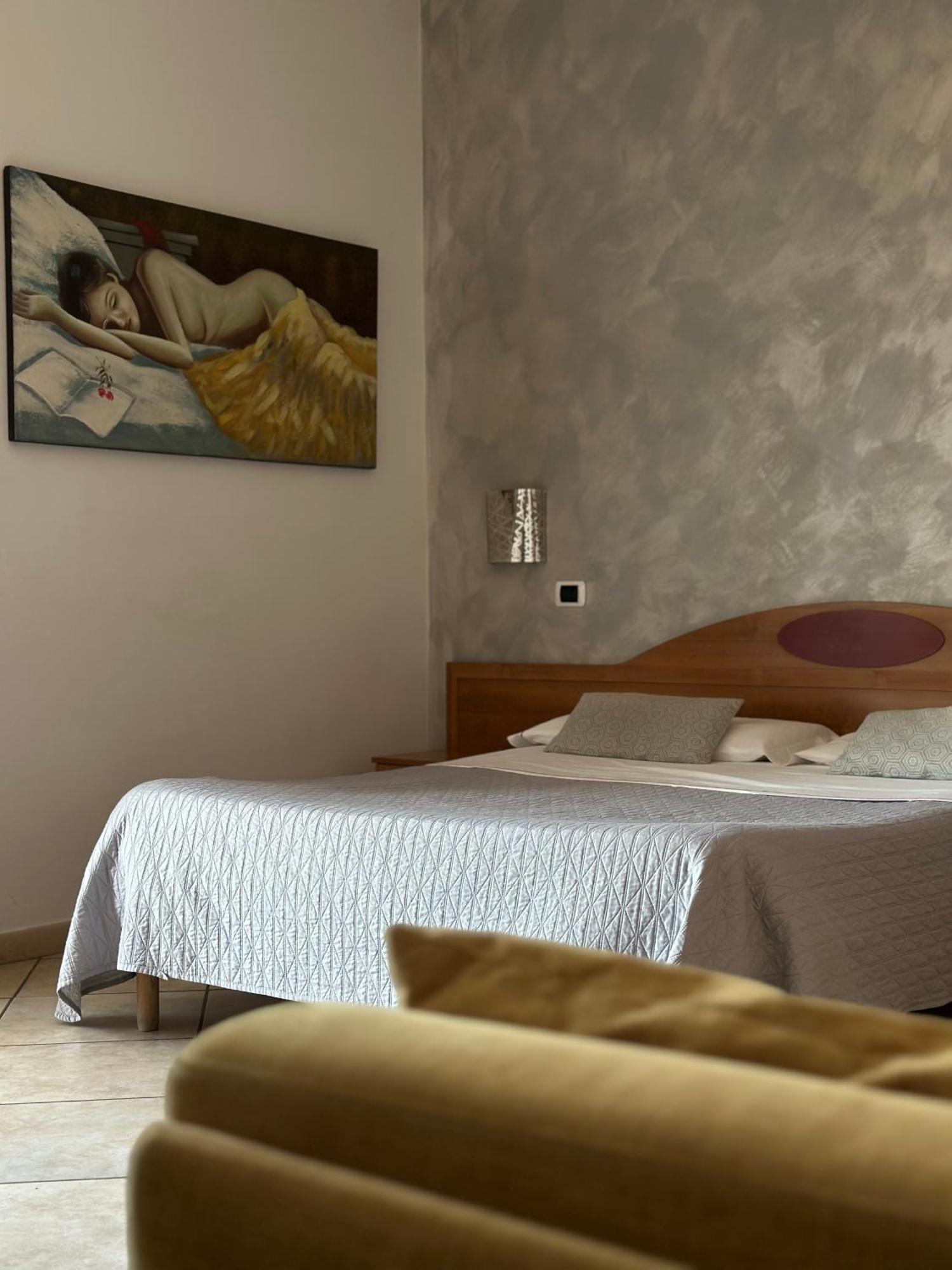 Hotel Il Giardino Degli Aranci Нола Екстериор снимка