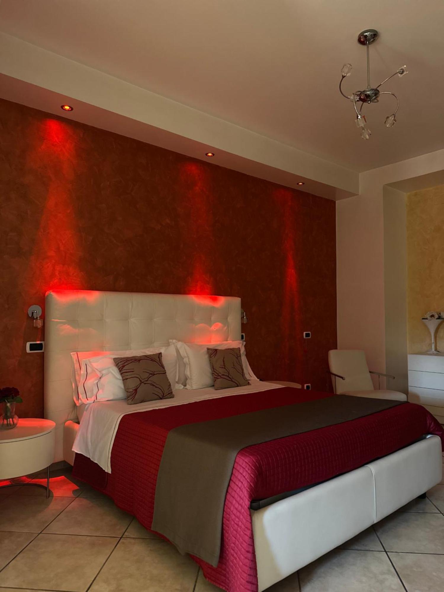 Hotel Il Giardino Degli Aranci Нола Екстериор снимка