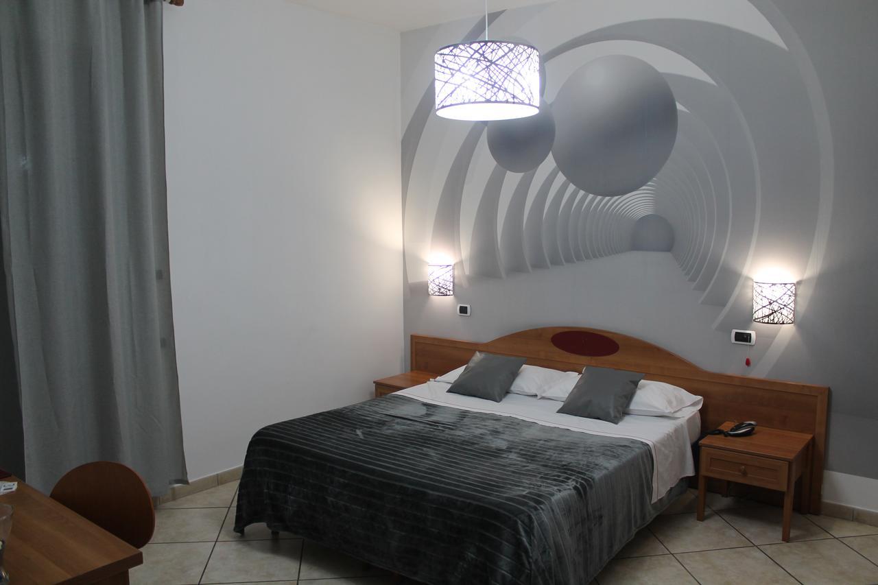 Hotel Il Giardino Degli Aranci Нола Екстериор снимка